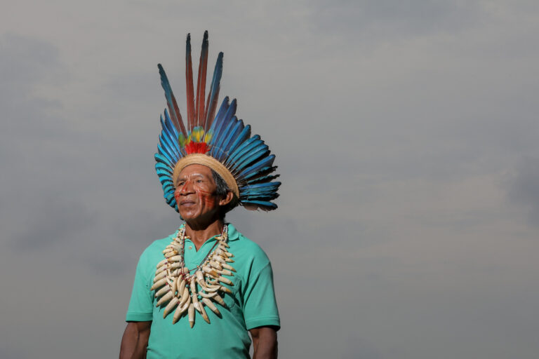 Indígenas no Amazonas